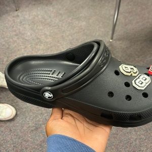Crocs 9